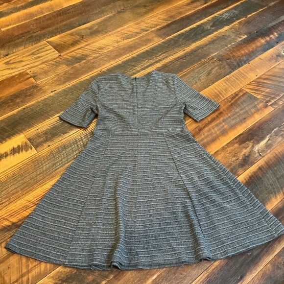 Theory Albita Knit Fit & Flare Short Sleeve Dress Gray Size 8 Career Cocktail - Picture 4 of 9